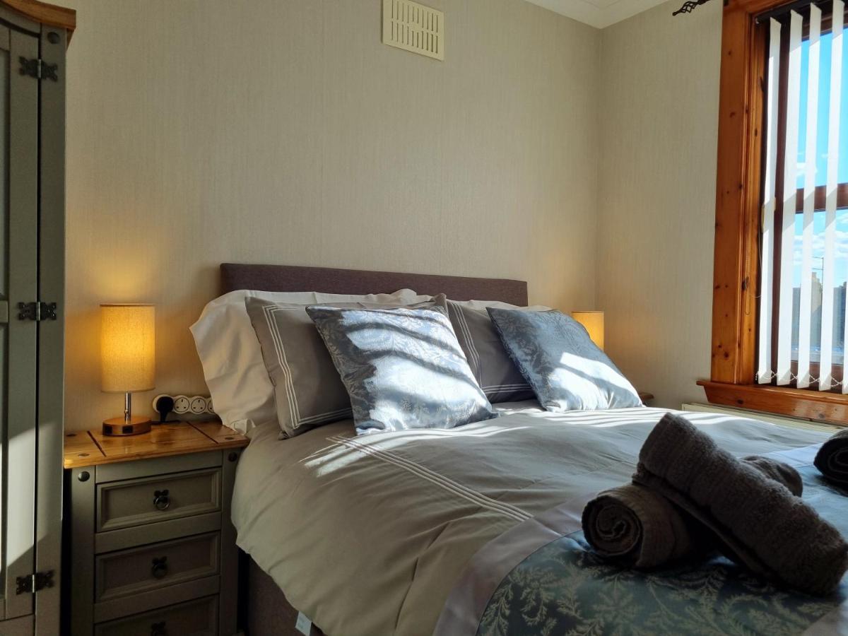 Inverness City 3 Bedroom House Free Parking Exteriér fotografie