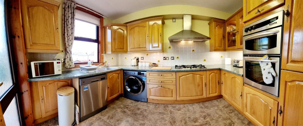 Inverness City 3 Bedroom House Free Parking Exteriér fotografie